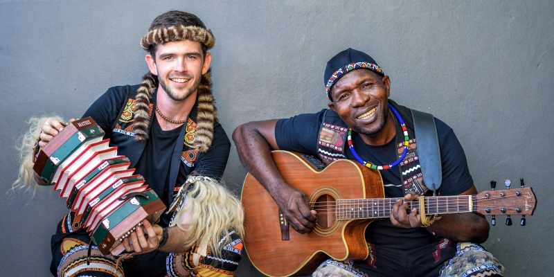 Qadasi and Maqhinga