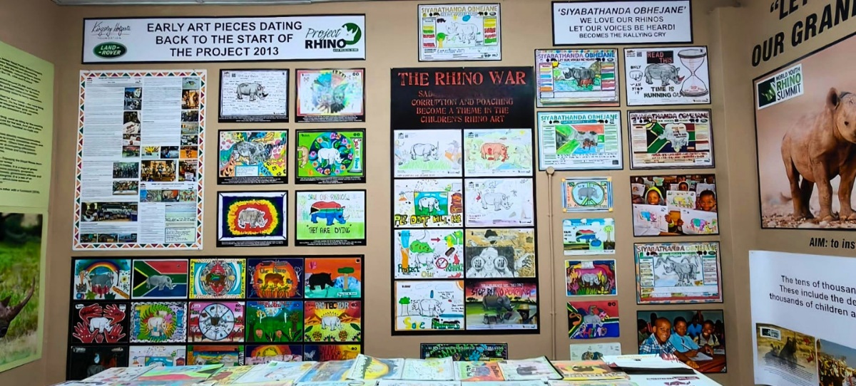 Rhino Art Gallery exhibition displays Rhino Art Gallery exhibition displays